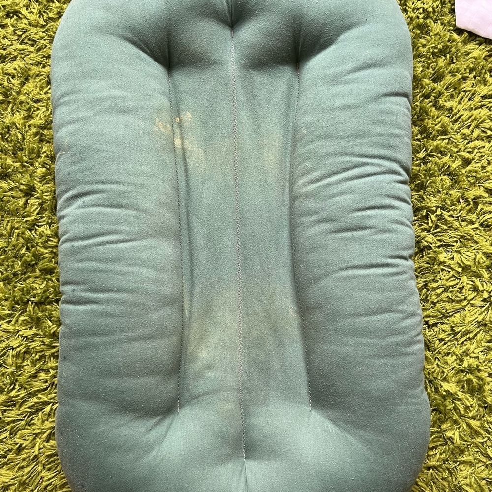 Snuggle me baby lounger